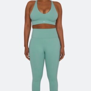 Set Active Luxform Racer V Bra in Coast